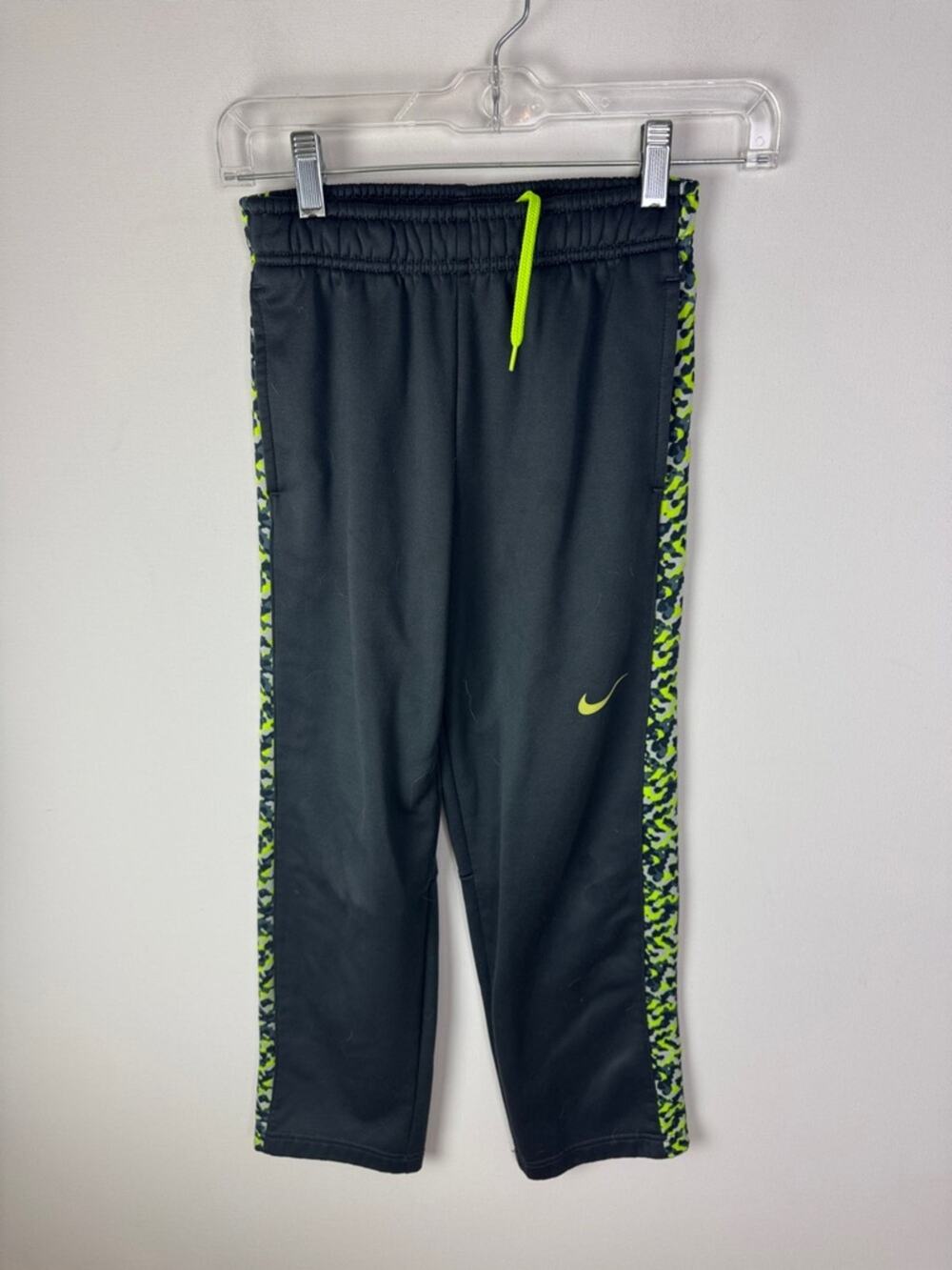 Nike Joggers - Boy's Medium